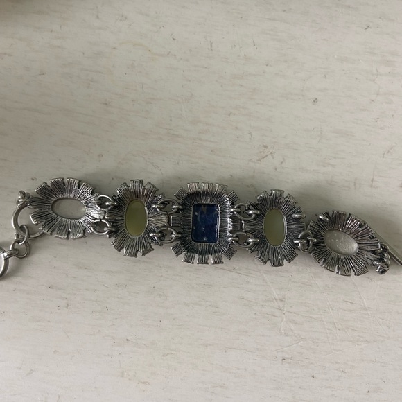 Chloe & Isabel Colorful Statement Toggle Bracelet - Rare Blue With Rhinestone. - Picture 3 of 4